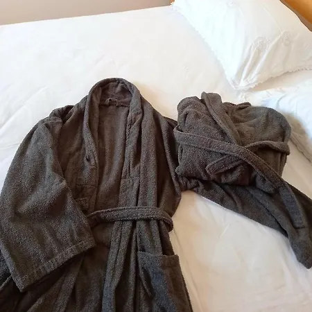 Apartman Kat's - *